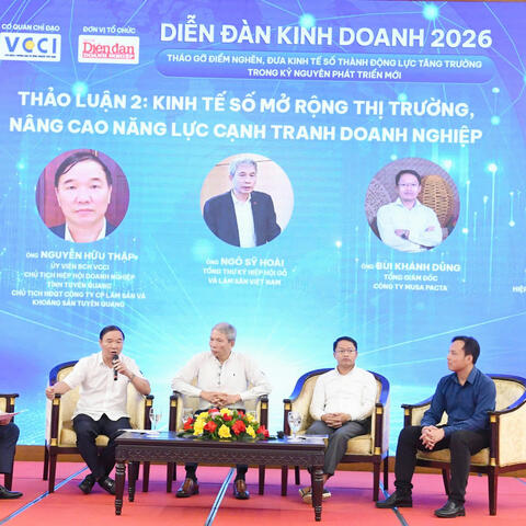 Chủ tịch HHDN tỉnh Tuyên Quang Nguyễn Hữu Thập tham dự Diễn đàn Kinh doanh 2026: Tháo gỡ điểm nghẽn, đưa kinh tế số thành động lực tăng trưởng trong kỷ nguyên mới