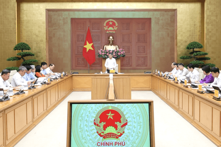 Thủ tướng Chính phủ: Trao đổi trực tiếp một tiếng là giải quyết thông suốt, phát văn bản cả tháng không xong